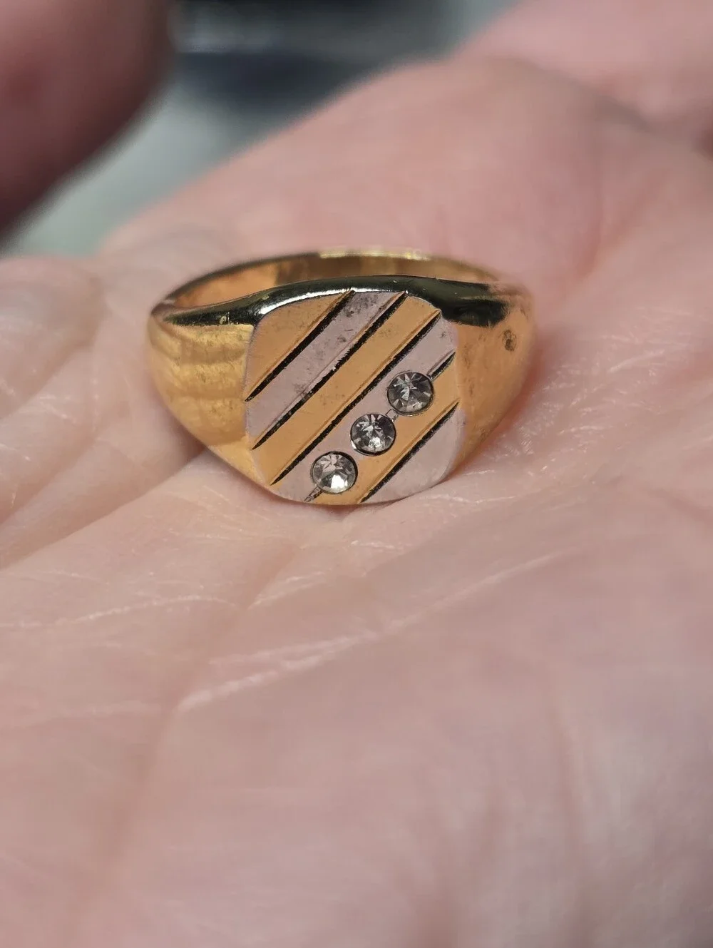 Gold Eletroplated Men’s Signet Ring with Three Stone Accents